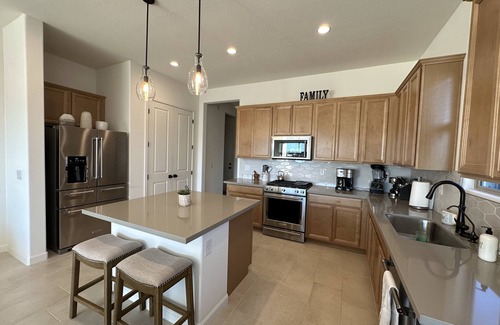 Montecito in Estrella House | 2 yr young Estrella Mountain Ranch Luxurious Home in Goodyear Heated Pool & Spa