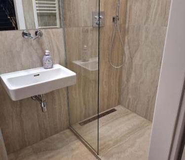 Dobling Apartment | 2 Zimmer Wohnung mit Balkon 19