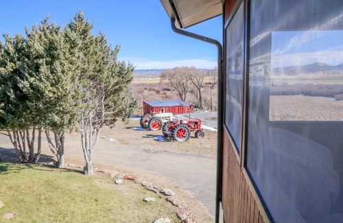 Carbon County House | 20+ Acres of Peace @ The Saratoga Hoemstead