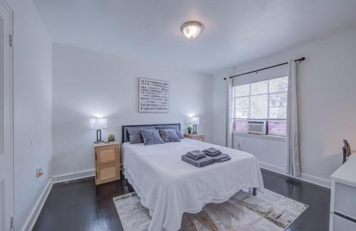 Highlands - Perkins Apartment | 20 Minute Walk to Tiger Stadium - Near Downtown