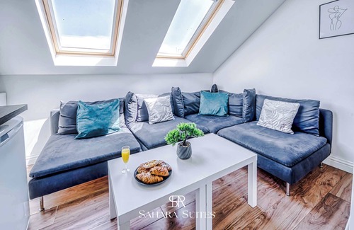 Southsea House | 20% OFF | Monthly Stays | Spacious 6 Bed | Parking