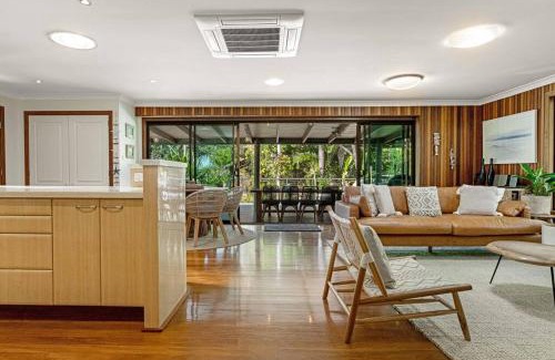 New Brighton House | 20 Steps - Beachfront Home - Stunning & Stylish - North of Byron