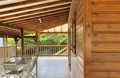 Marie-Galante House | 200 m from the beach traditional wooden house Pleasant house for four people