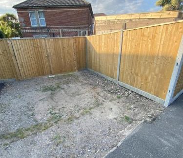Poole House | 200A Ringwood Road