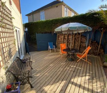 Poole House | 200A Ringwood Road