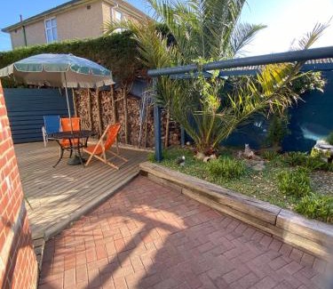 Poole House | 200A Ringwood Road