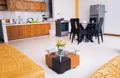 Iquitos Apartment | 201 RV APARTMENTS IQUITOS-APARTAMENTO SEGUNDO PISO CON BALCON A PISCINA