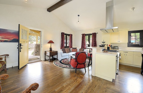 Historic Eastside House | 2016 Heritage Award Home in dwtn. Santa Fe, Soaking tub, Outdoor deck for dining