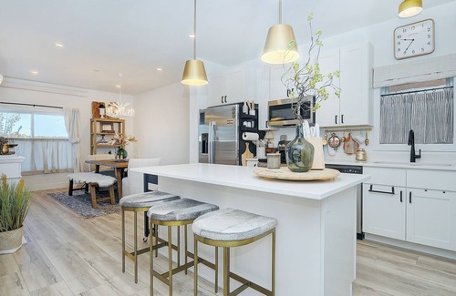 Poncha Springs House | 2024 construction, in beautiful PonchaSpgs, 30+nights only