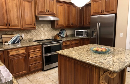 Evans House | 2025 Masters Getaway 4 Bd/3 Ba for up to 12 + Heated Pool + Fire Pit + Bocce Ct!