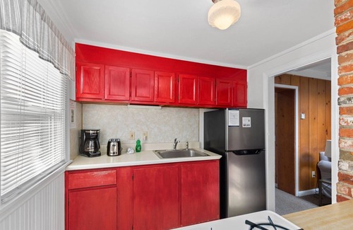 Eastham Condo | 2025 Pilot House: Waterfront Cottage w/Deck on Town Cove, Pet Friendly!