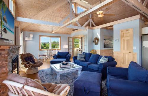 Duck House | 2058 - Blessed by the Sea Duck