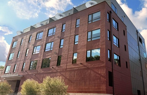 Downtown Omaha House | #206 Spacious Boutique Apt, Near Blackstone, UNMC, Midtown