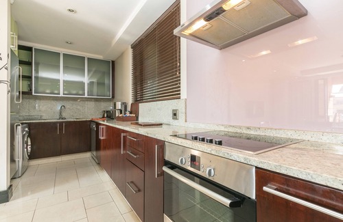 Sandown Apartment | 207 Raphael Penthouse