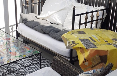 Sigean Apartment | 21 m2 room at the foot of the vineyards, beach 5kms away, all shops, quiet residence