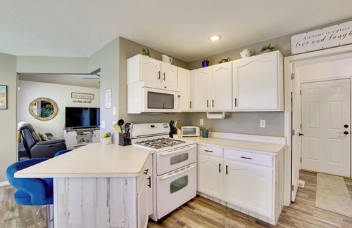 Cedar City Cottage | 21 Mi to Kolob Canyons: Middle Earth Escape!