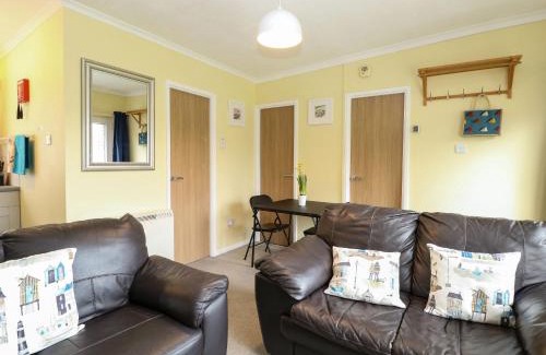 Mundesley House | 21 Siesta Mar