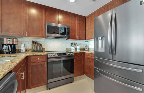 Panama City Beach Condo | 2110 - Romantic Honeymoon Beach Retreat