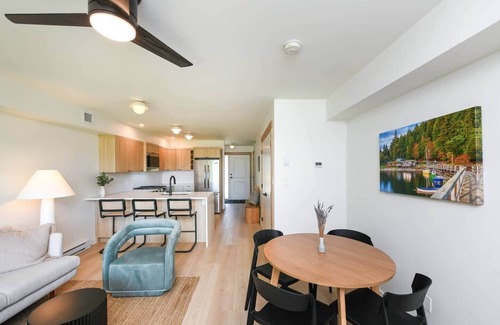 Hornby Island Apartment | #215 Coho at Hornby Island Resort