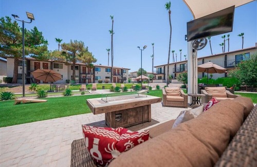 South Scottsdale Apartment | 218 Scottsdale Charmer: Pool, Patio, and Perfectly Located