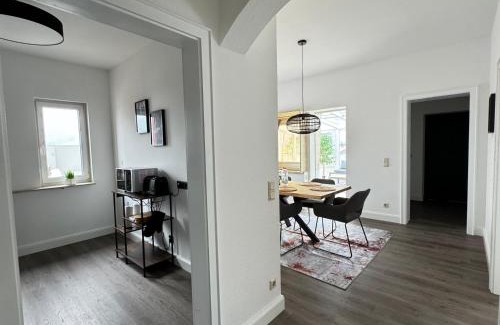 Friedrichsfeld Apartment | 220 qm Penthouse Wohnung mit Fahrstuhl - ohne SPA
