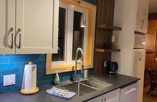 Pointe-au-Pic Ski Chalet | 23-acre estate with EXCEPTIONAL views of the St. Lawrence River!