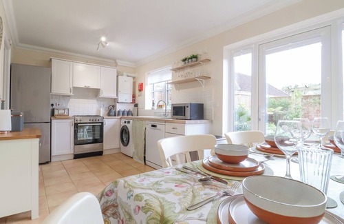 Halesworth Cottage | 23 CHURCH FARM LANE, family friendly, with a garden in Halesworth