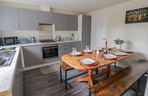 Coventry Cottage | 23 Moat House Close