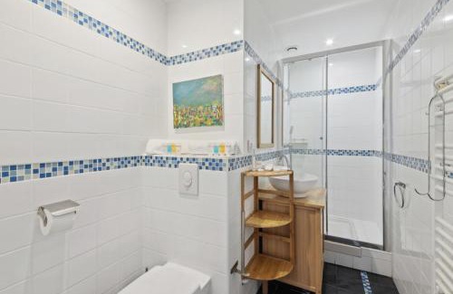 Saint-Fargeau Apartment | 232 Suite Home Shanghai Concept in Paris