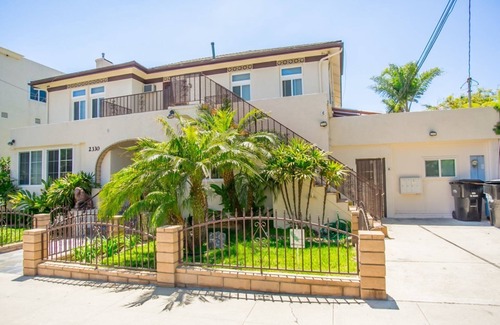 Bankers Hill House | 2330/a