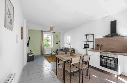Joeuf Apartment | 24. Le Charlie - Bright - Spacious - Garden -Parking