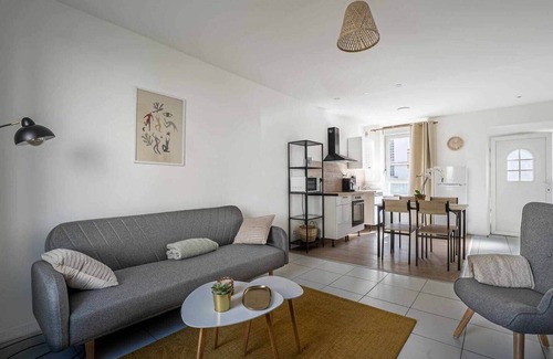 Joeuf Apartment | 24. Le Charlie - Bright - Spacious - Garden -Parking