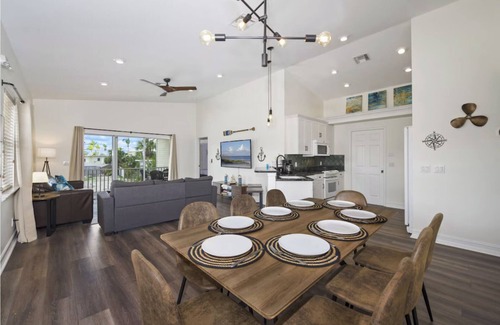 Fort Myers Beach House | 241 Miramar Waves: 3BR w/Heated Pool