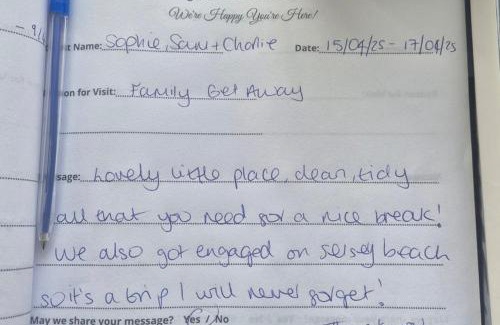 Chichester Ski Chalet | 25. Valencia