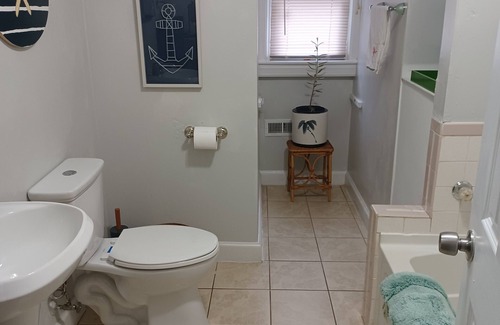 Buckroe Beach House | 2500 sq ft home 4 blocks from Buckroe Beach, dog friendly