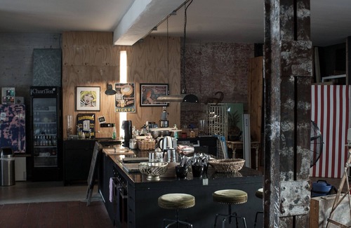 Neukoelln Apartment | 250SQM STORAGE LOFT APARTMENT SONNENALLEE Industrial Style