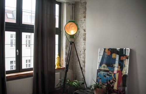 Neukoelln Apartment | 250SQM STORAGE LOFT APARTMENT SONNENALLEE Industrial Style