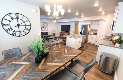 Garden City House | 255 - Bear Lake Escapes. Newly built with fun accent walls!