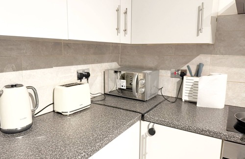 Harlesden House | 25min to Central - Zone 2 - Free Parking - Sleep 6