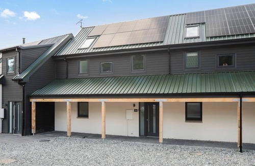 Aberfeldy Cottage | 26 STRATHTAY LODGES, pet friendly in Aberfeldy