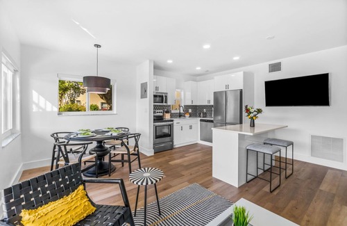 Deerfield Beach Apartment | 261 #1 Managed By Brampton Park