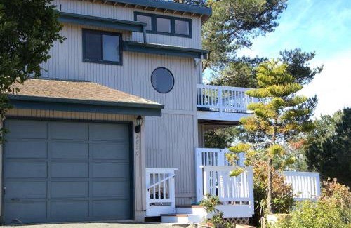 Lodge Hill House | 2620 Merlyn