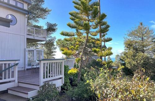Lodge Hill House | 2620 Merlyn