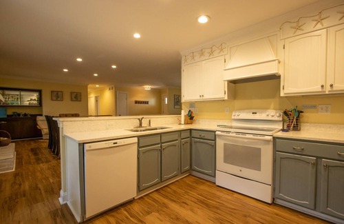 Saint Helena Island House | 266 Tarpon