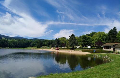 Noiretable Apartment | 27 CHIC & COSY NOIRETABLE F2 55m2 WIFI SMART TV NETFLIX