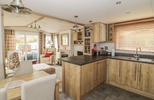 Haveringland House | 27 Lake View