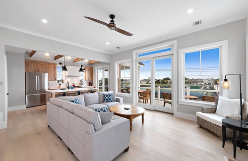 Beach Haven House | 270 Degree Bay Views! Amazing home with a Pool! Weekend of 9/14 available!