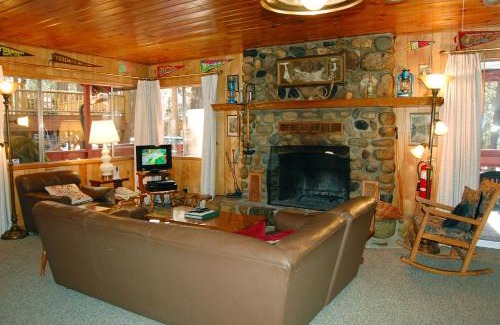 North Wawona Ski Chalet | 28 Raccoon's End