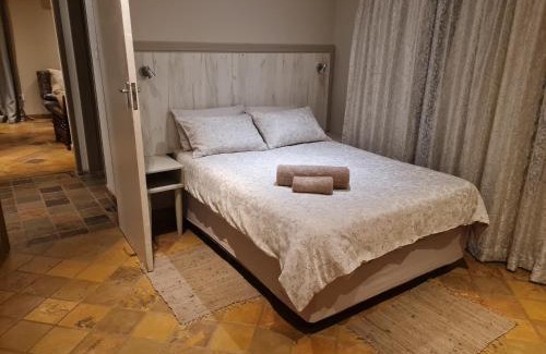 Lyttelton Manor Apartment | 282 Guesthouse/Self-Catering
