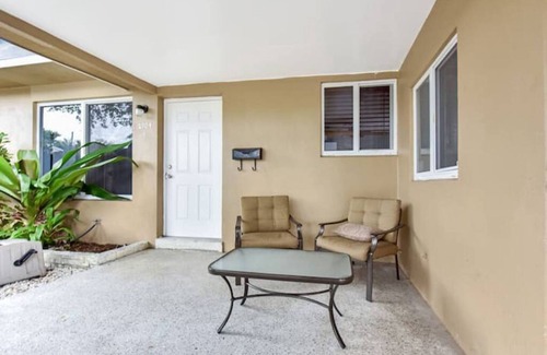 Highland Garden Villa | 2904 Hollywood in Hollywood